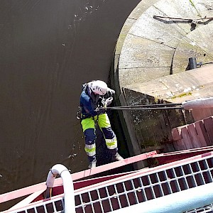 Industrial Rope Access is a modern day technique which involves industrial abseiling being used in everyday business within the major industries, right down to the small domestic projects.