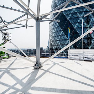 Equinox Carries out Re-Coating Works at Canary Wharf