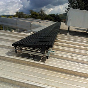 Equinox Installs Rooftop Walkways at Dumbarton Sheriff Court