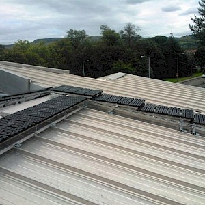 Equinox Installs Rooftop Walkways at Dumbarton Sheriff Court