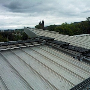 Equinox Installs Rooftop Walkways at Dumbarton Sheriff Court