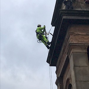 Equinox Carries Out Inspection of Glasgow Bridges