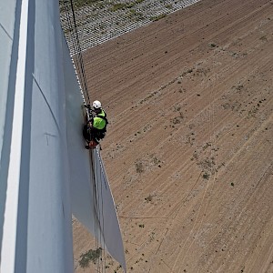 Equinox Cleans Wind Turbine After Oil Leak in Puerto Rico