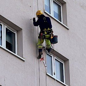 Equinox Carries Out Lightning Protection Works In Glasgow