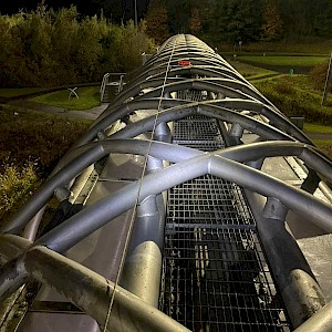 Equinox Carries Out Cleaning of The Harthill Footbridge